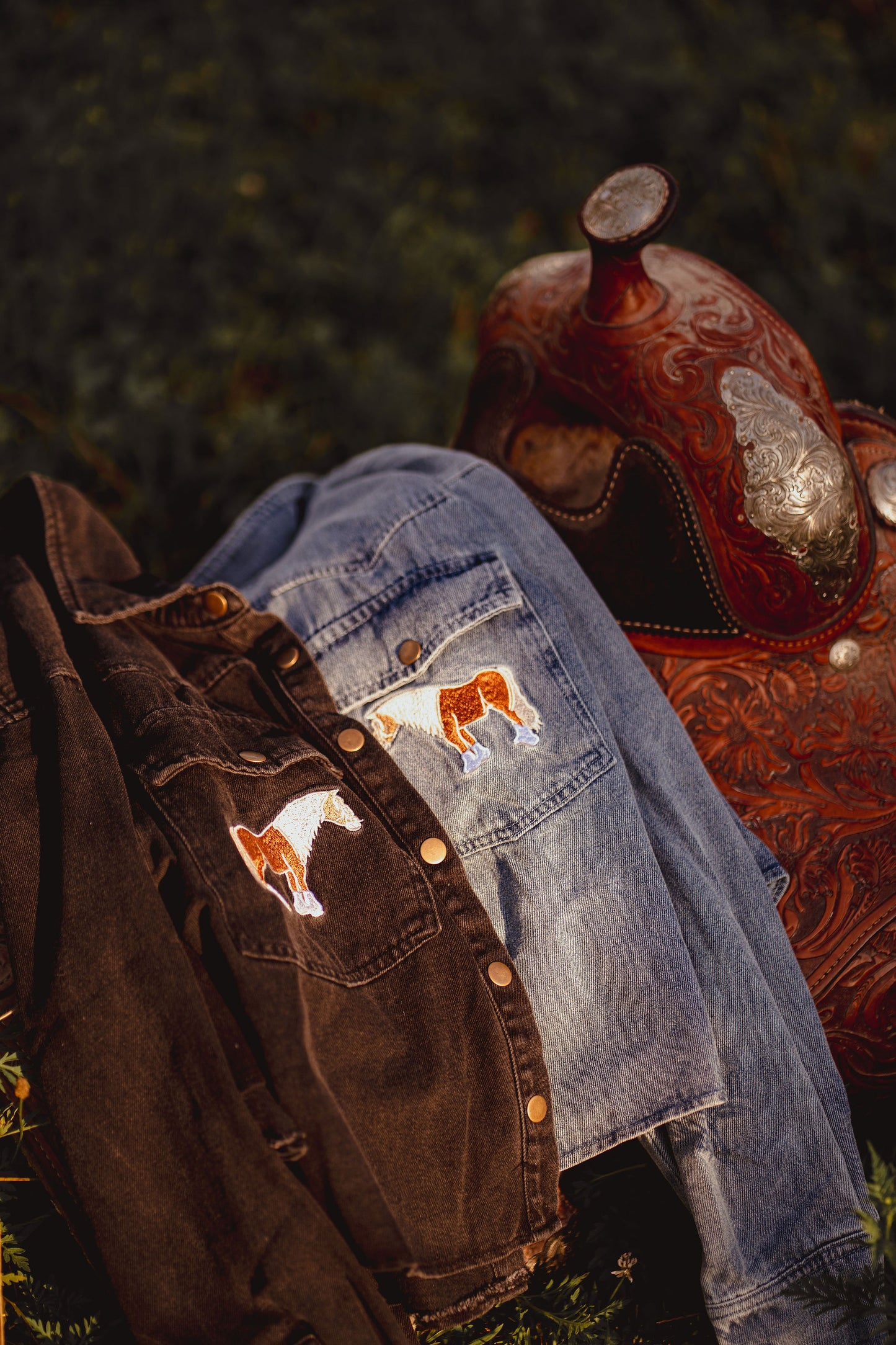 Blue Horse Embroidered Cropped Denim Shirt