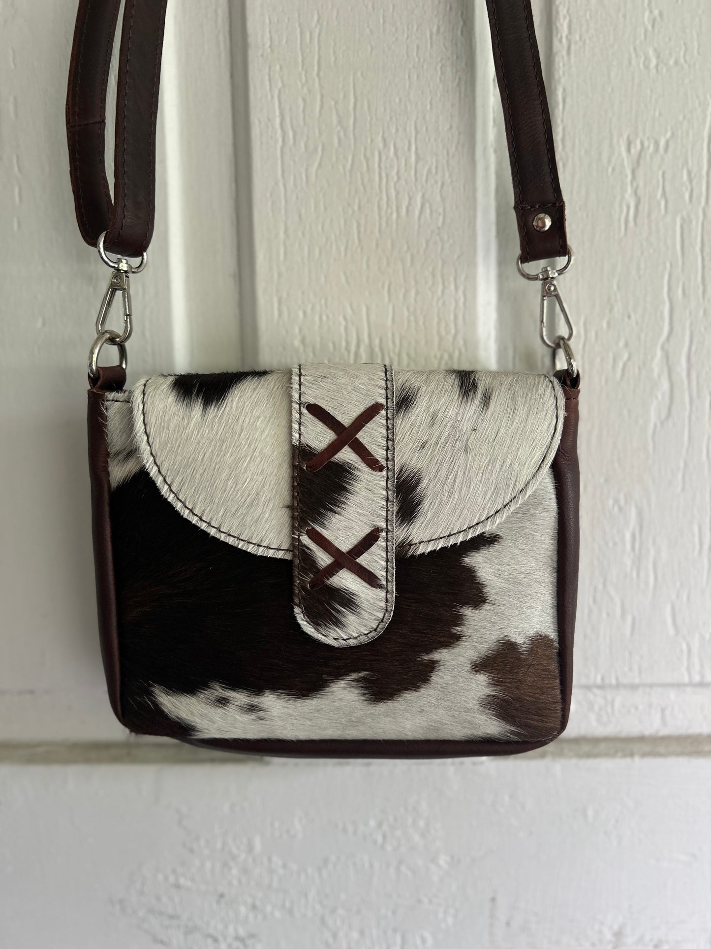 Dark Bay Stitch Crossbody Bag
